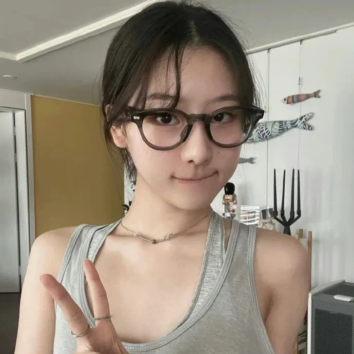 恰似两滴水